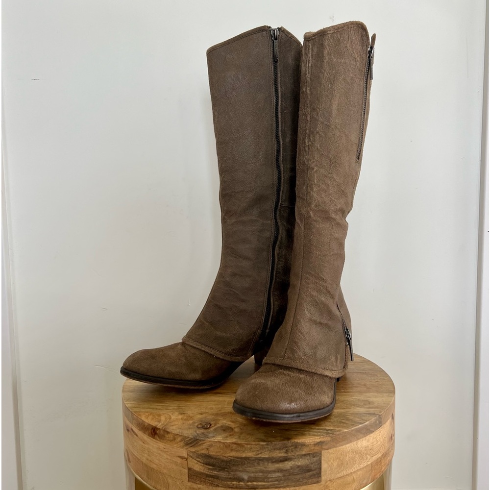 Donald J. Pliner Western Couture Collection Distressed Olive Boot Size 9